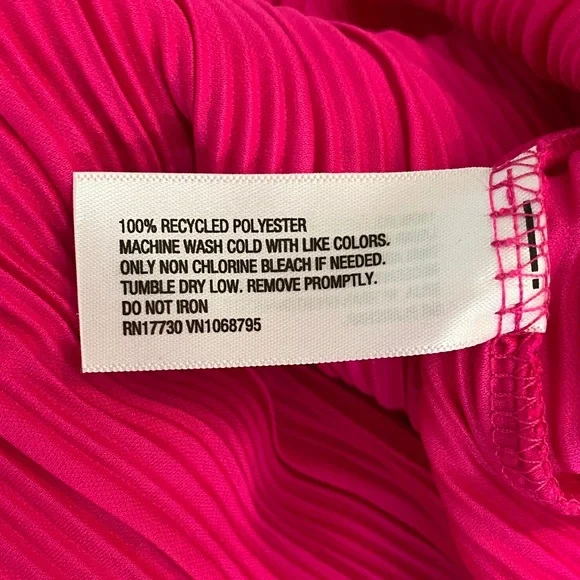 A New Day Women’s Hot Pink Halter Dress Size Medium - Picture 6 of 6